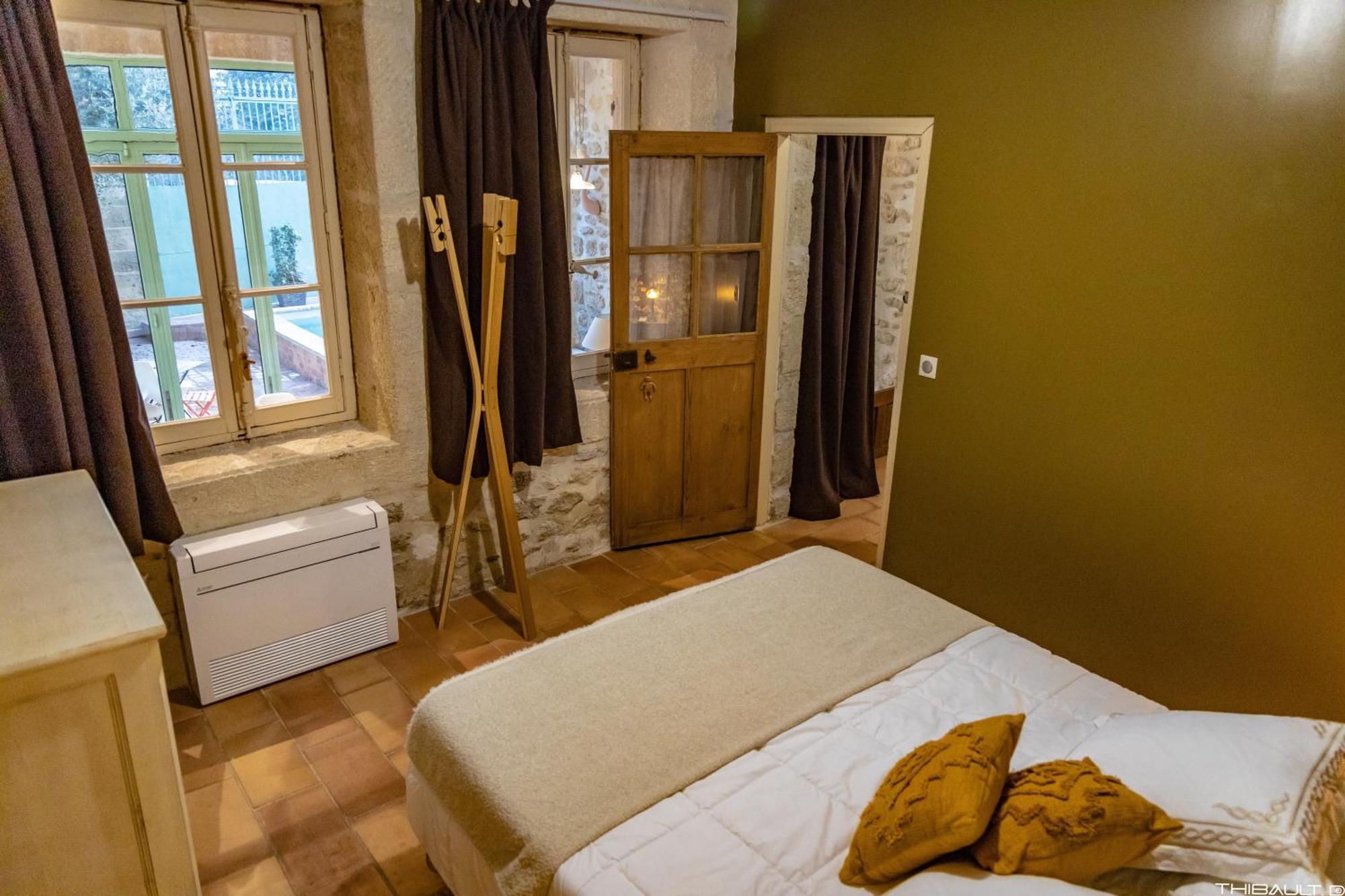 La Demeure Bed And Breakfast Aubais Eksteriør billede
