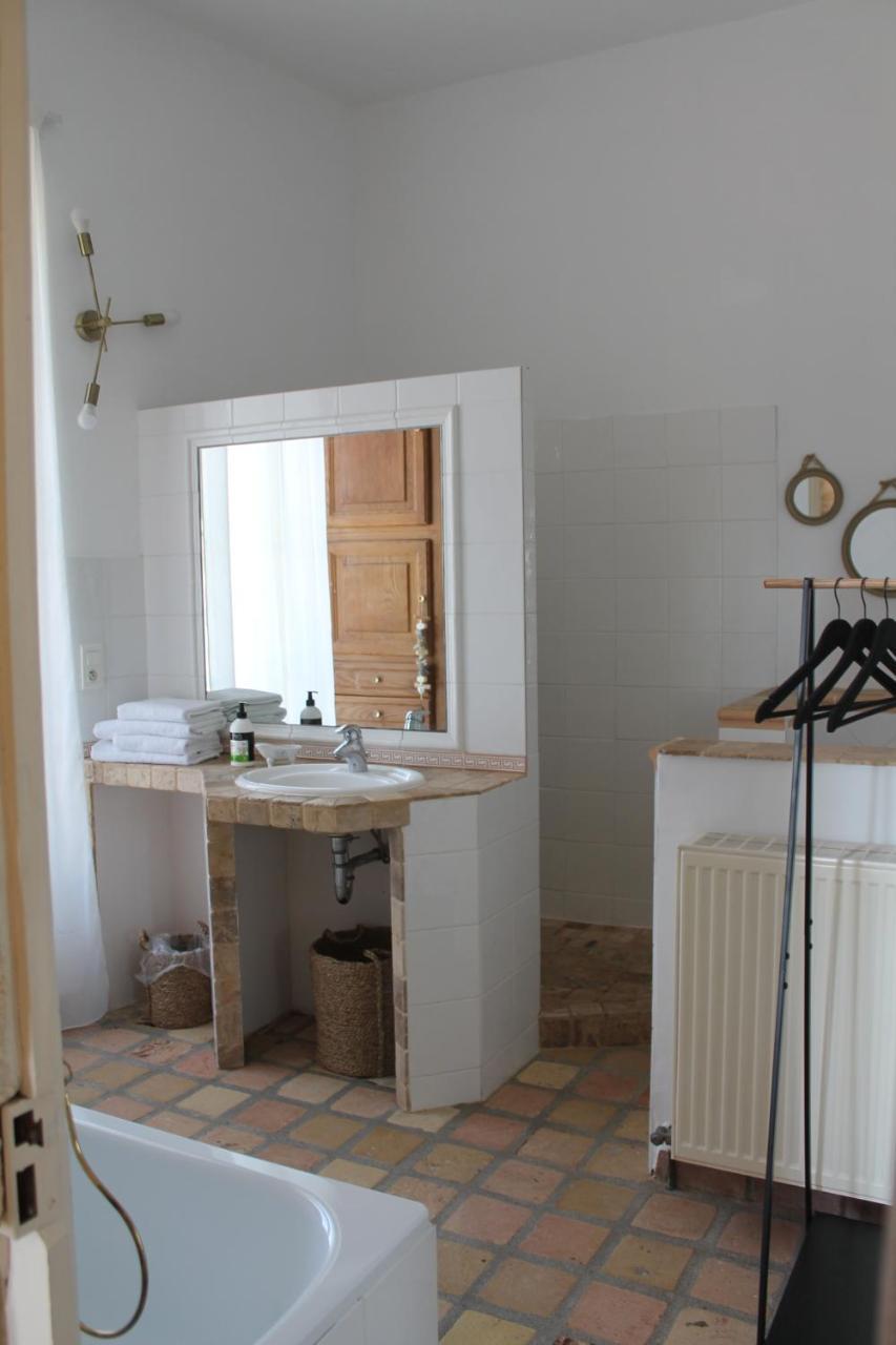 La Demeure Bed And Breakfast Aubais Eksteriør billede